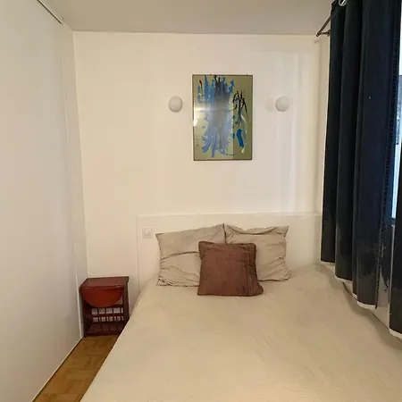 Cocoon With Balcony Апартаменты Париж